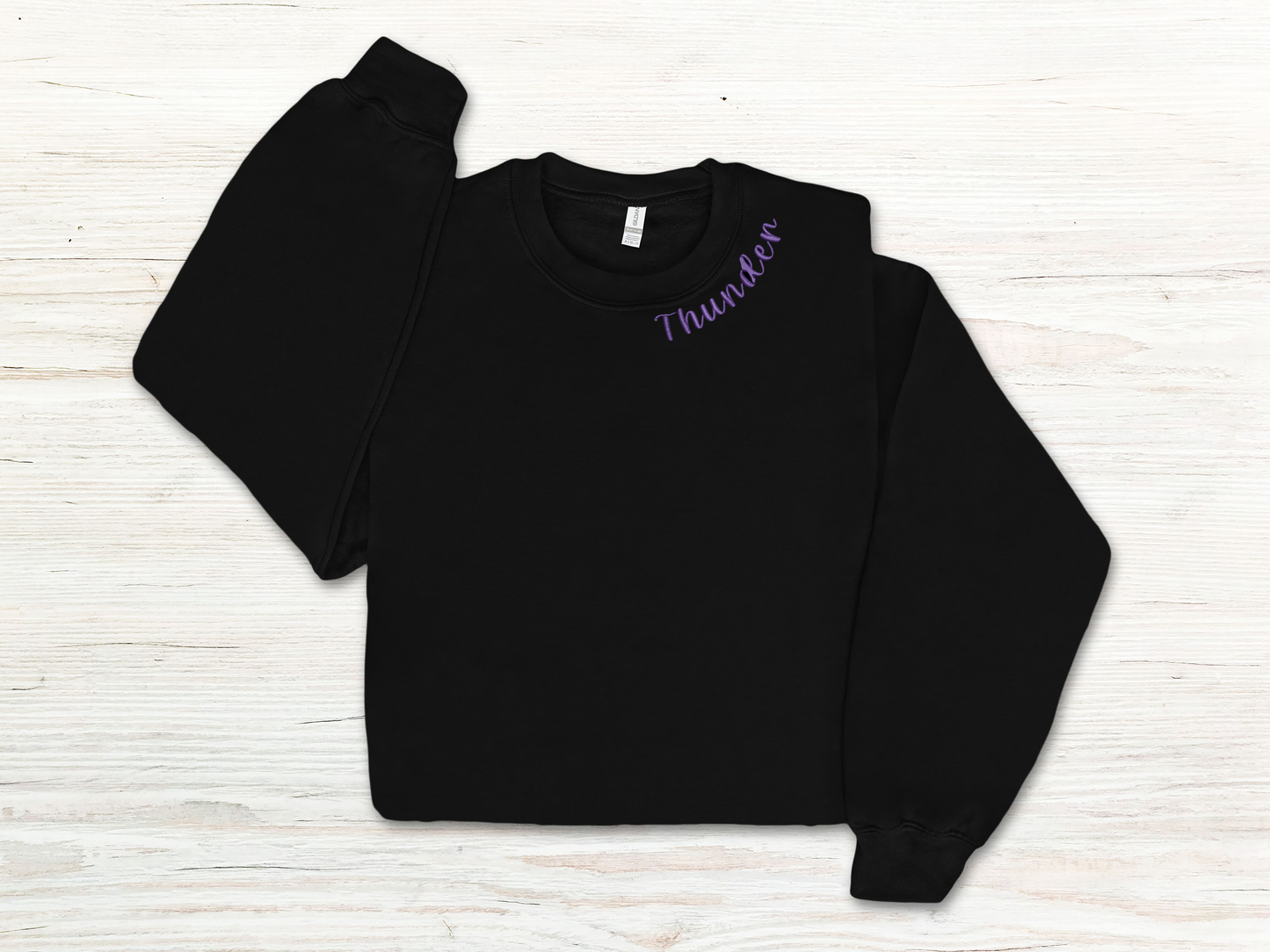 Embroidered Thunder Around Collar Crewneck