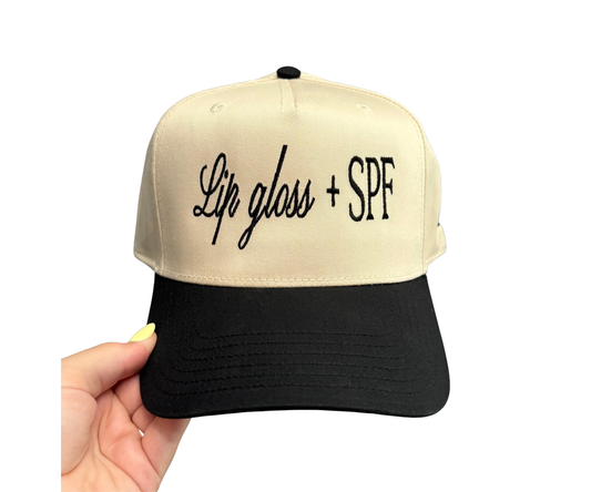 Lip gloss + SPF Hat
